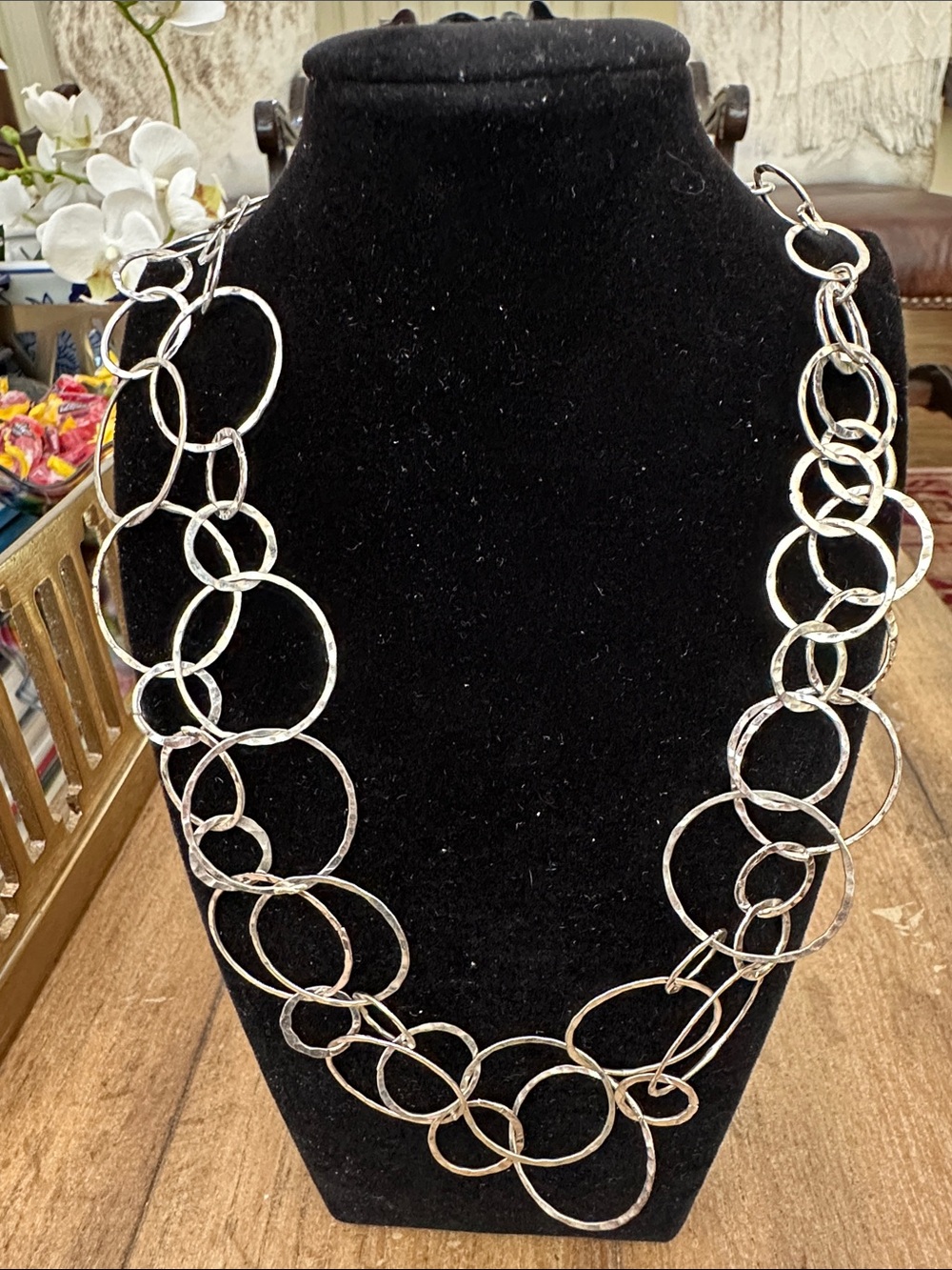 Hammered Silver Interlocking Circle Necklace